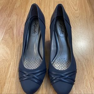 Women's Life Stride Pascal Pump US 7